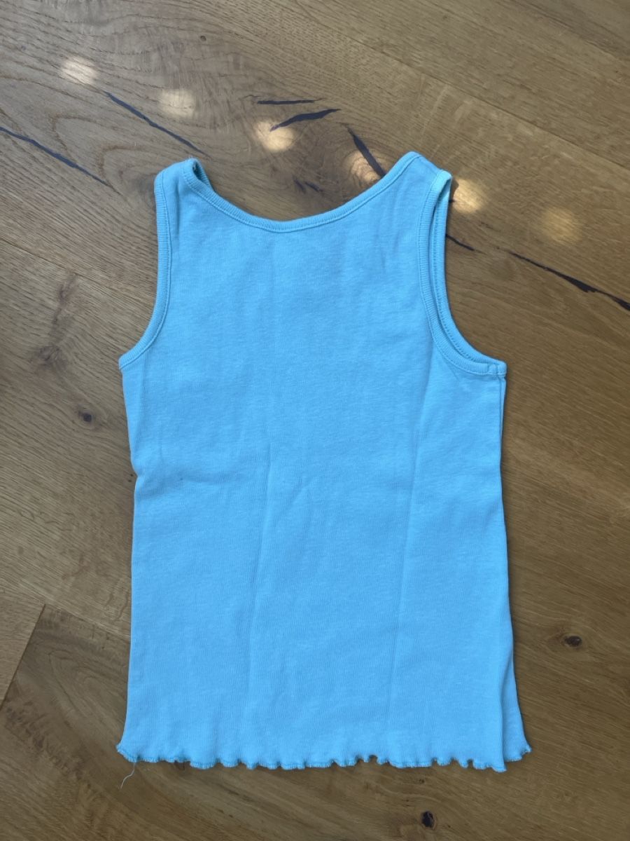 Hemden, T-Shirts & Polos: Tanktop hellblau Grösse 104 – Gebraucht aus Recherswil von ch0_y9gb 1