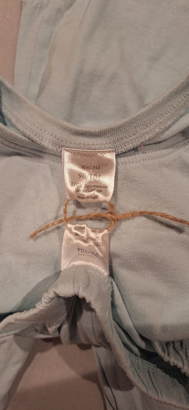 Pyjamas & Ähnliches: Kinder Pyjama hellblau, 98/104  – Gebraucht aus Oberägeri von run_cj6q 2