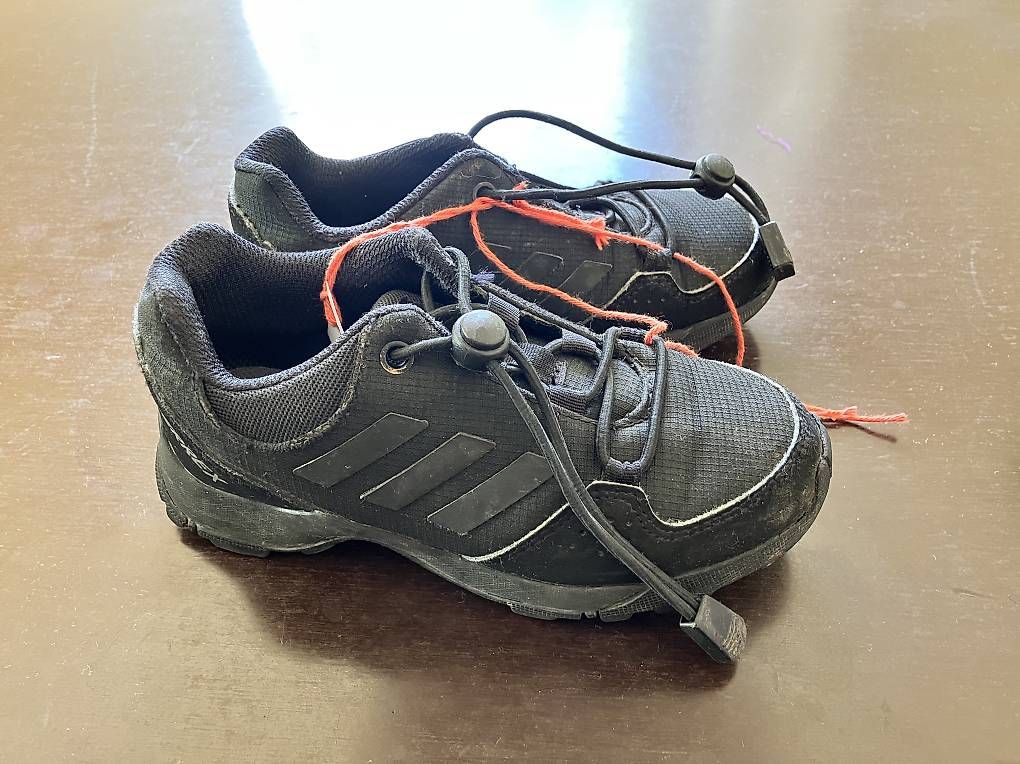 Scarpe per ragazzi: Trekkingschuhe Adidas Terrex Gr. 29 – Usato da solothurn venduto da z-a-z-a 1