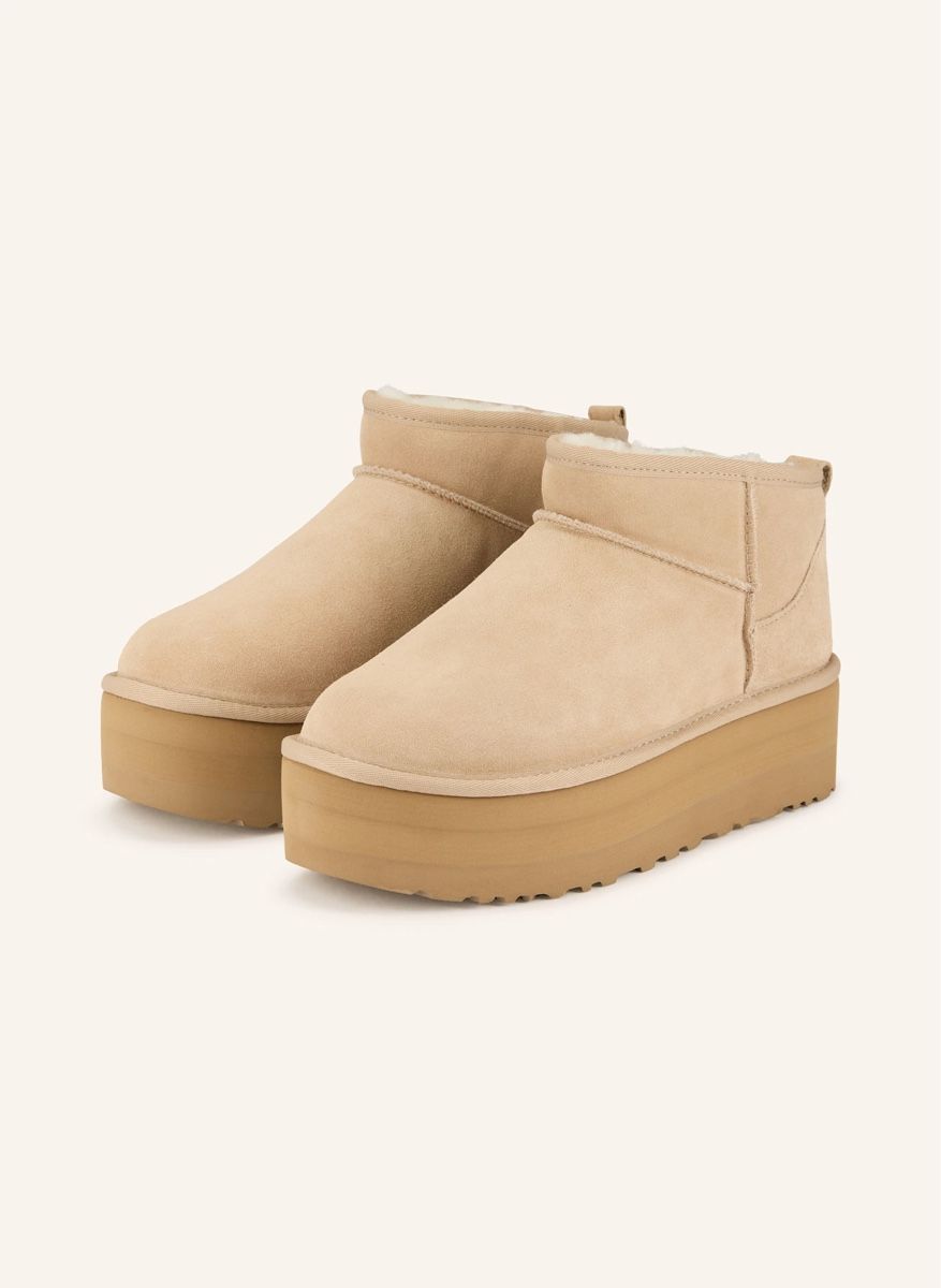 Ugg Scarpe da donna: UGG Classic Ultra Mini Platform Boots – Nuovo (secondo la descrizione) da Däniken SO venduto da tin_9g9h 5