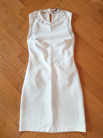 Damen Kleid Zara Gr. 32/34 mit Spitzeneinsatz Ivory