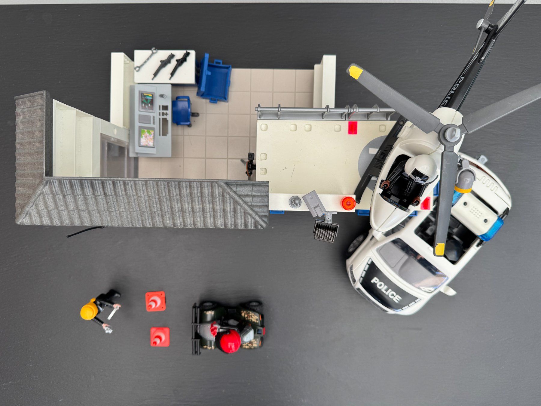 Playmobil Spielzeuge: Playmobil Polizeistation City Action – Gebraucht aus Oberentfelden von PriMaSi 6