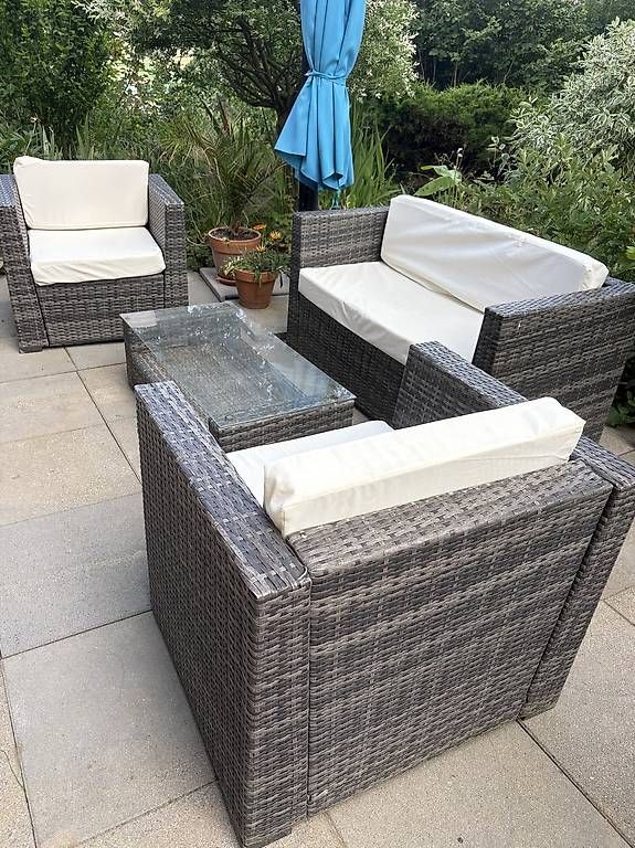 Set de table et chaises: Salon de jardin gris – D'occasion à Moudon par ch__8nhl 3