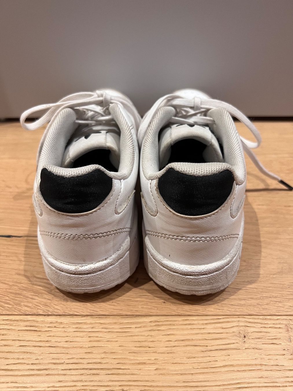 Adidas Schuhe für Jungen: Adidas Sneaker Gr. 38 – Gebraucht aus Canobbio von miro002 2