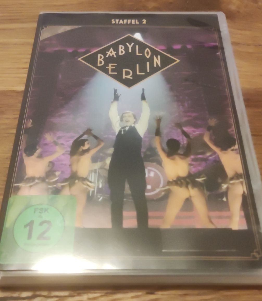 Tutti i DVDs: Babylon Berlin - Staffel 2 (DVD) – Usato da Oberembrach venduto da giu_7ksd
