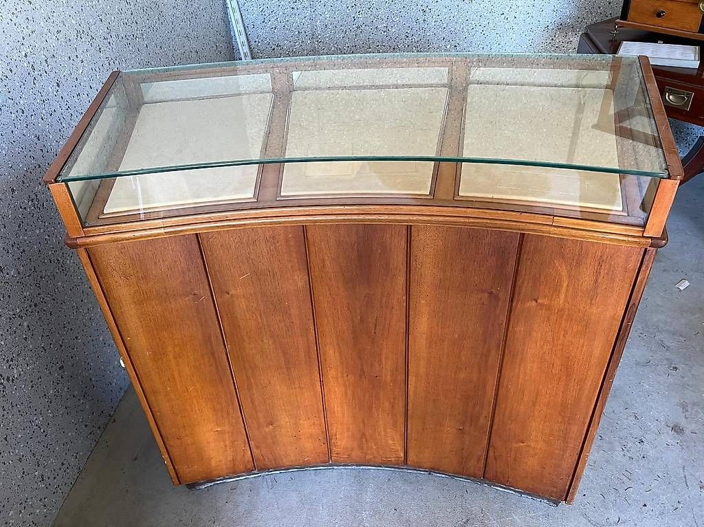 Vetrine: Vitrine  – Usato da Schwerzenbach venduto da Trendlaedeli 1