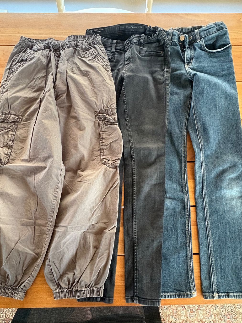 Pepe Jeans Hosen: 3 Mädchenhose, Grösse 11/12 Jahre – Gebraucht aus Aesch BL von snezienka53 9