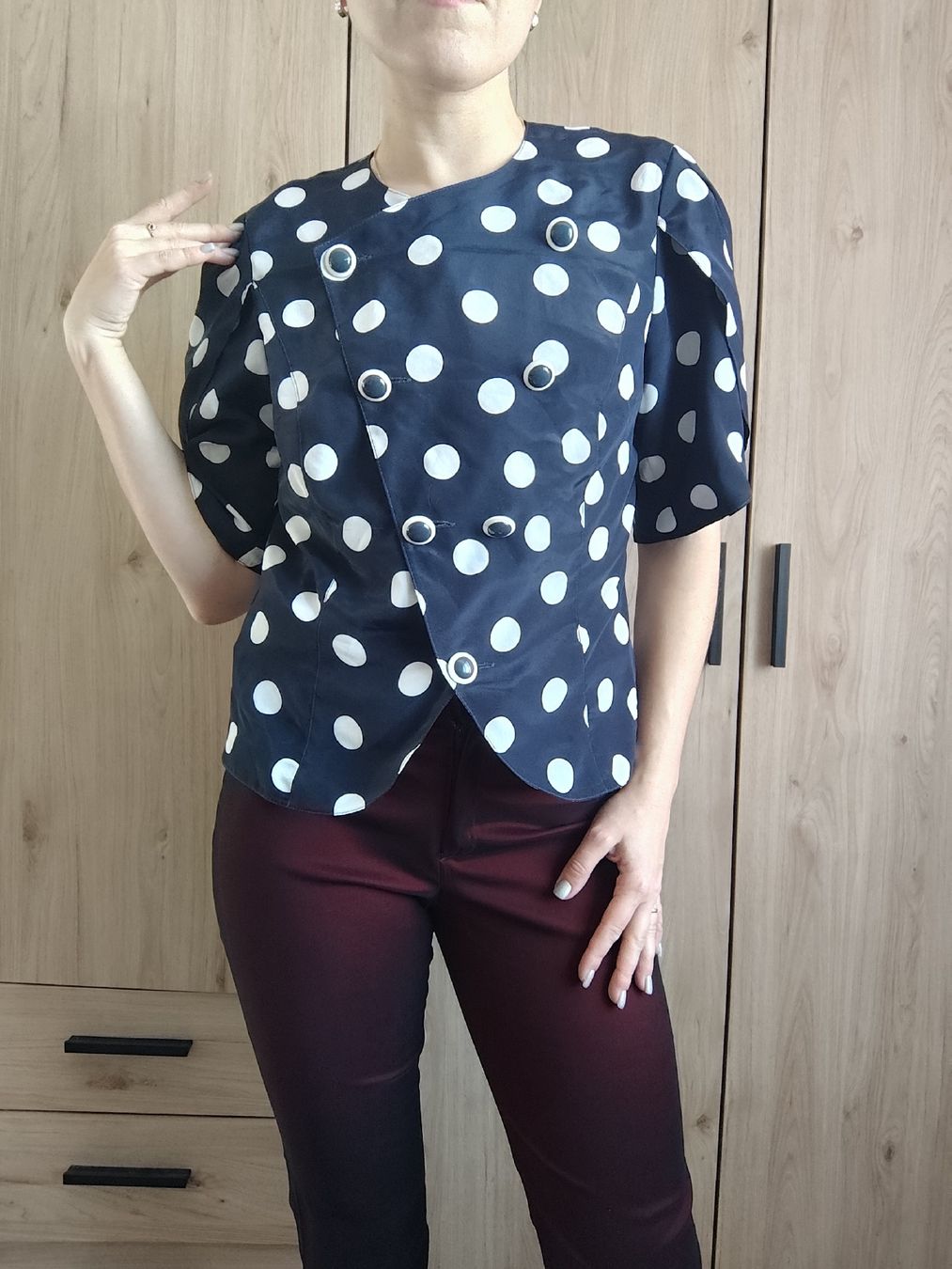 Camicette: Retro Polka Dot Navy Blouse, HARDOB, size 36 – Usato da Mägenwil venduto da VintageGirly 1