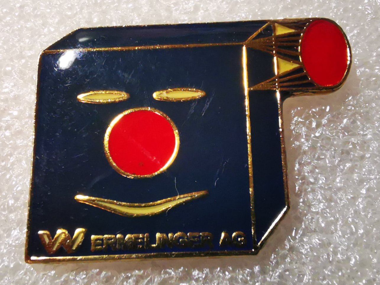 Plaketten & Abzeichen: Ansteckpin 7: Wermelinger AG – Gebraucht aus Oppligen von Pin-Fall-Shop