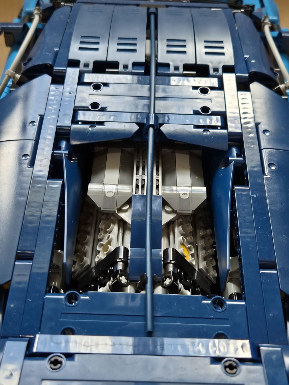 Lego Baukästen: LEGO Technic Bugatti Chiron - Top Zustand – Gebraucht aus Pfungen von Mizutayio 7