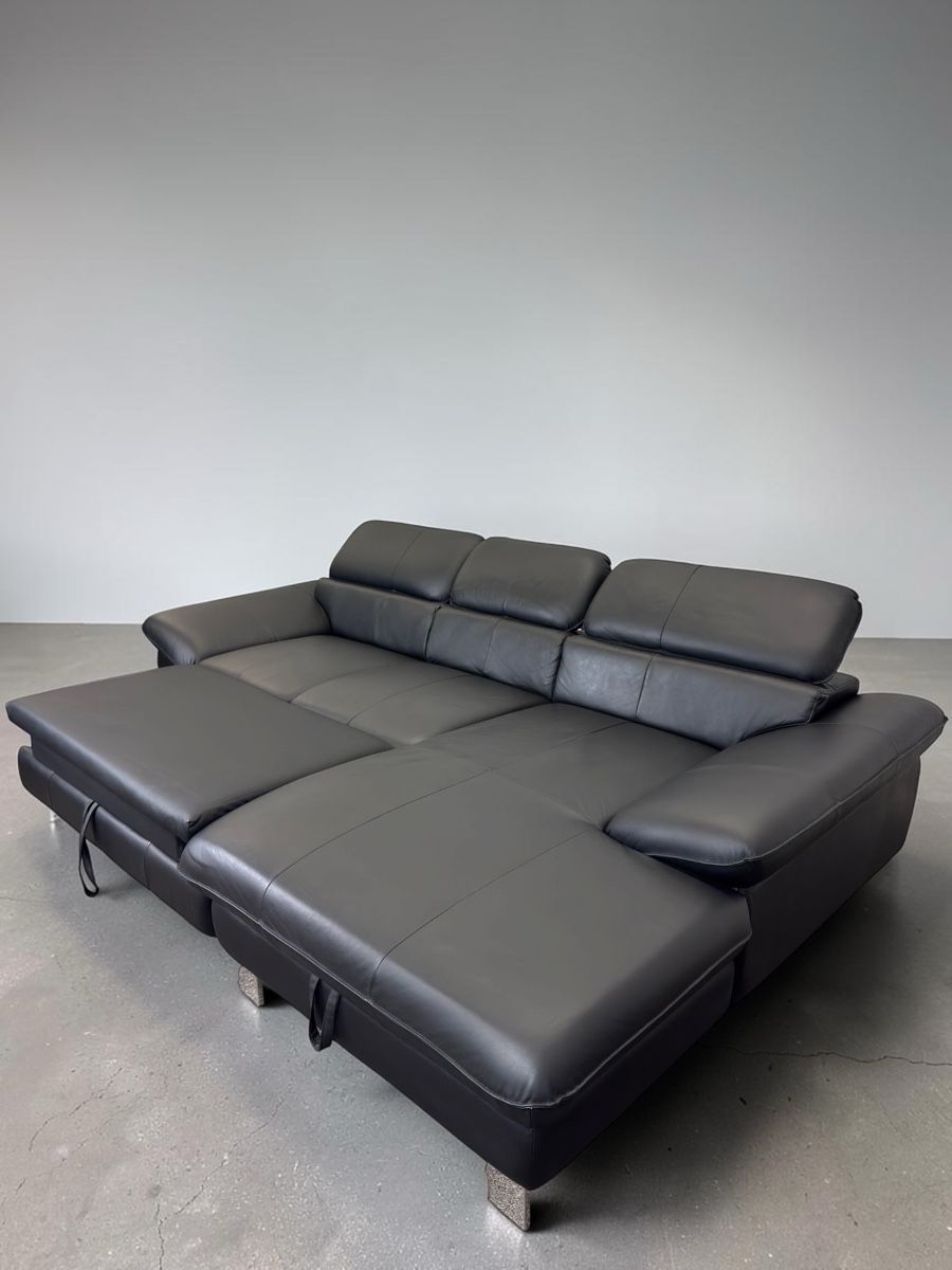 Sofas: Ecksofa aus schwarzem Echtleder mit Bettfunktion – D'occasion à Fehraltorf par Sofalab.swiss 1