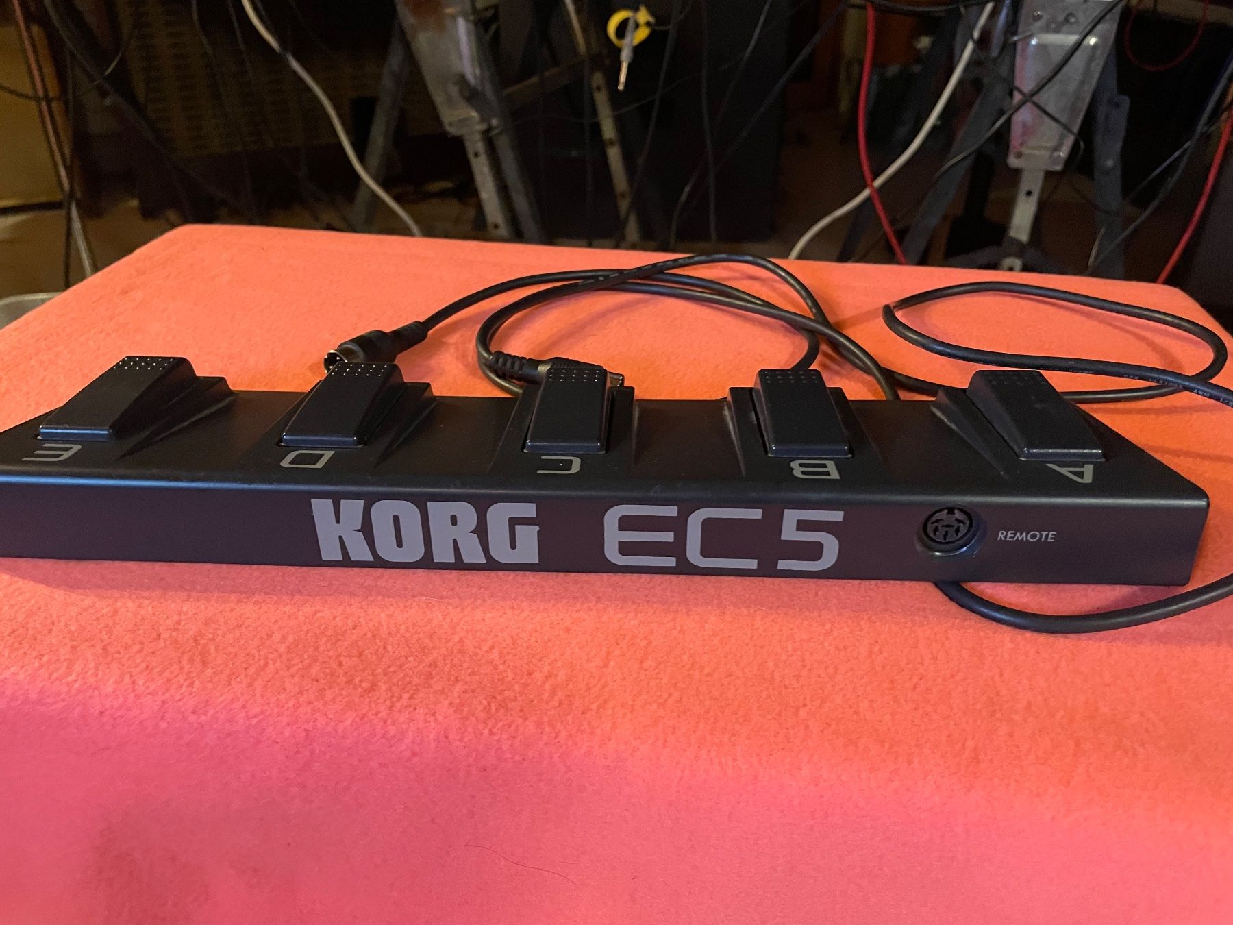 Korg Instruments de musique: Korg EC-5 Fusspedal multifunktionspedal external controller – D'occasion à Embrach par xenovolcano 3