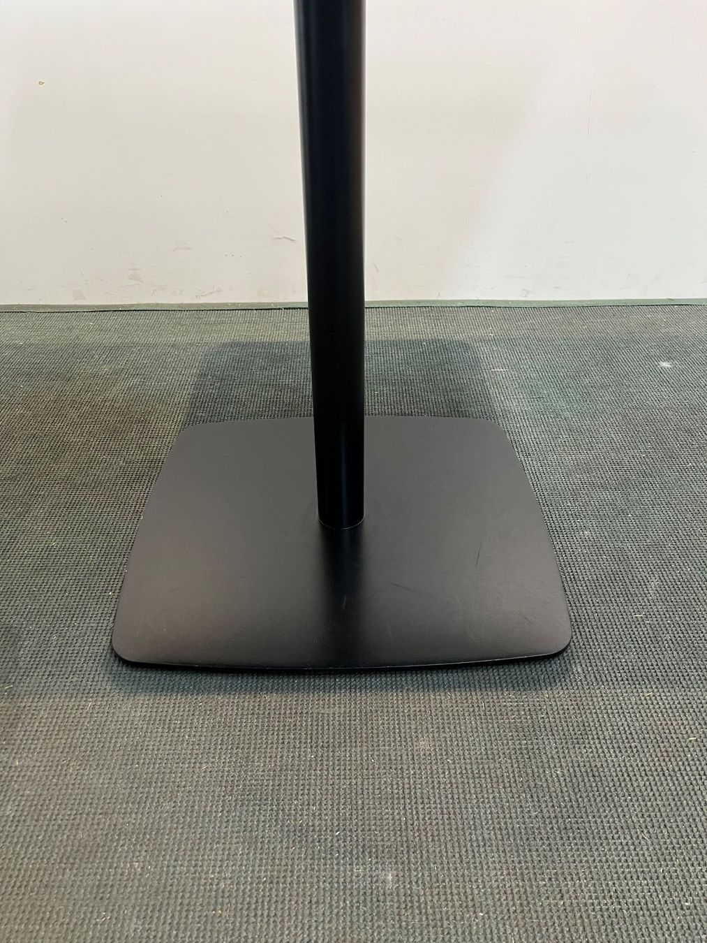 Steelcase Tavoli: STEELCASE Montara650 Tische – Usato da Wangen an der Aare venduto da TBYN 4
