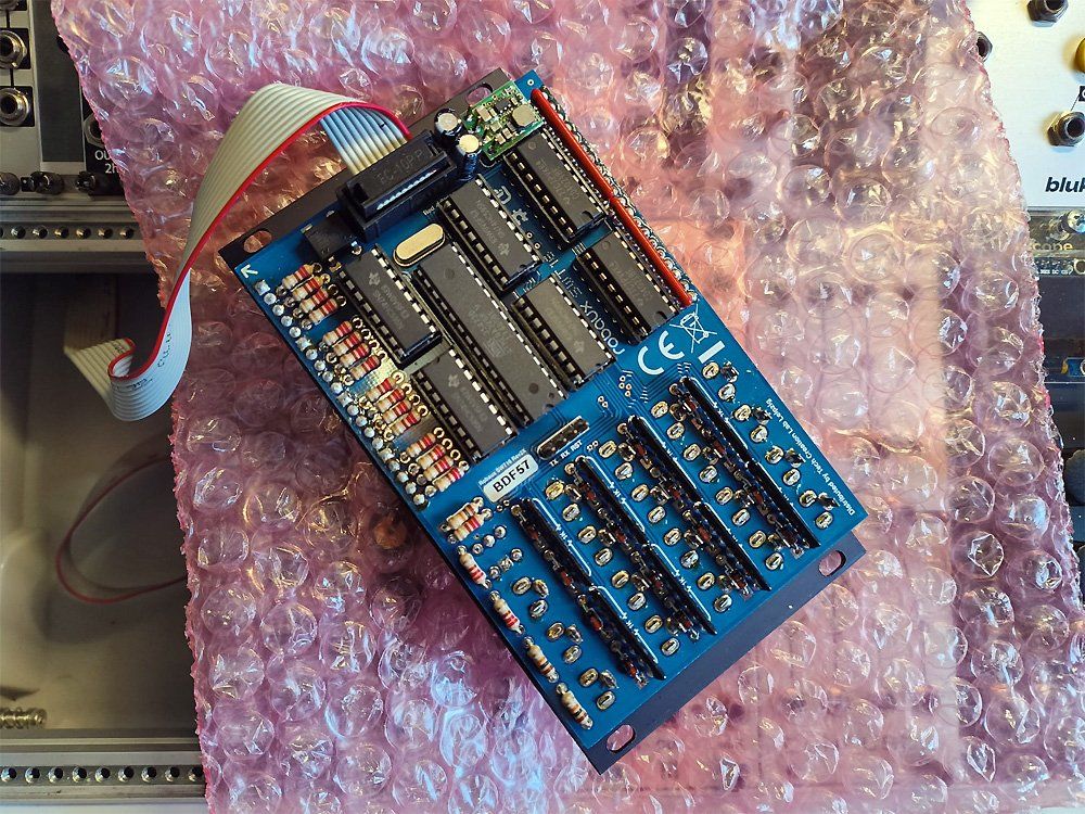 Strumenti musicali: Robaux SWT16 Eurorack Trigger Sequencer – Usato da Knonau venduto da der_Alexan 2