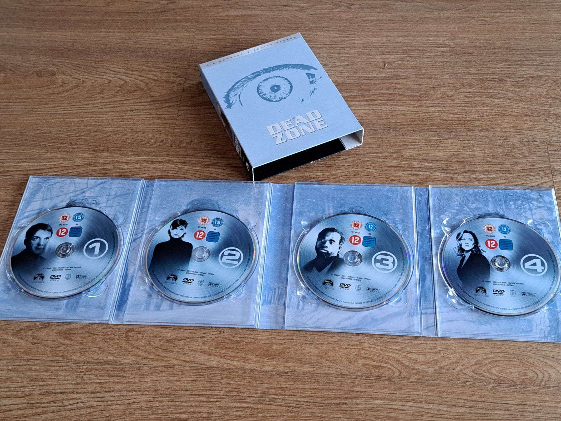 Alle DVDs: The Dead Zone, Staffel 2, Boxset mit 5 DVDs – Gebraucht aus Unterseen von Kanica 5