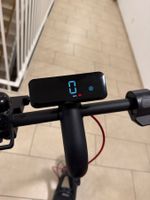 SALE! E-Scooter Navee – Praktisch neu – ab CHF 1.–
