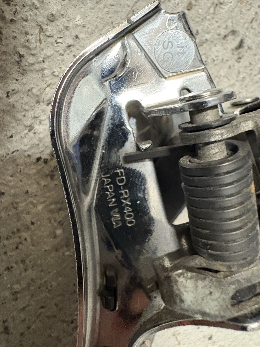 Shimano Pezzi di ricambio: Shimano GRX Front Derailleur - FD-RX400 – Difettoso da Dietikon venduto da sch_gh9g 1