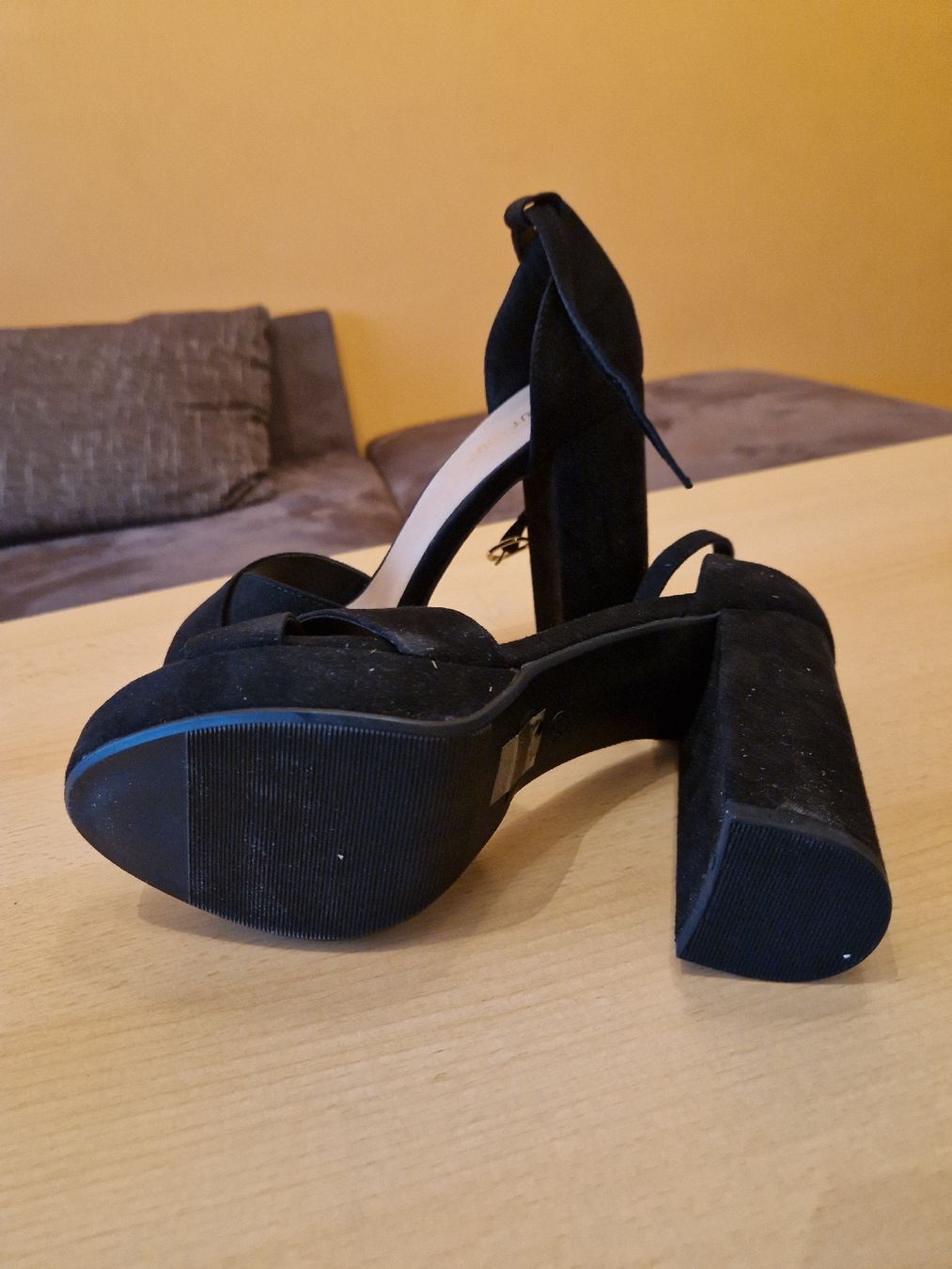 Damenschuhe: scarpe con tacco – Neu und originalverpackt aus Giornico von Vale_leo86 2
