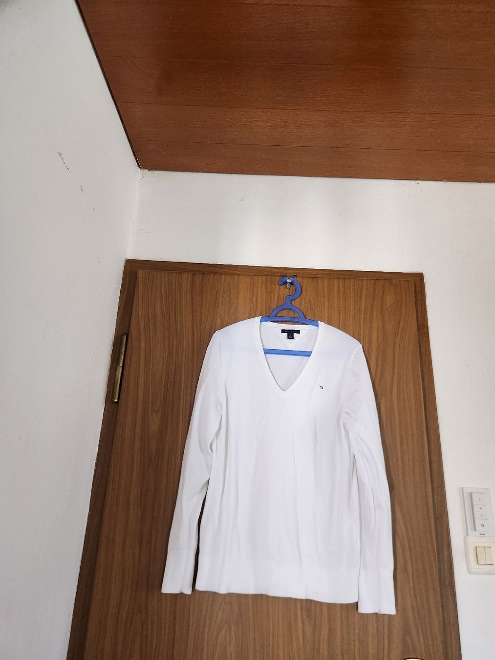 Tommy Hilfiger Pullover & Sweatshirts: Pull V blanc Tommy Hilfiger taille XL  – Gebraucht aus Niedergösgen von Eva2410