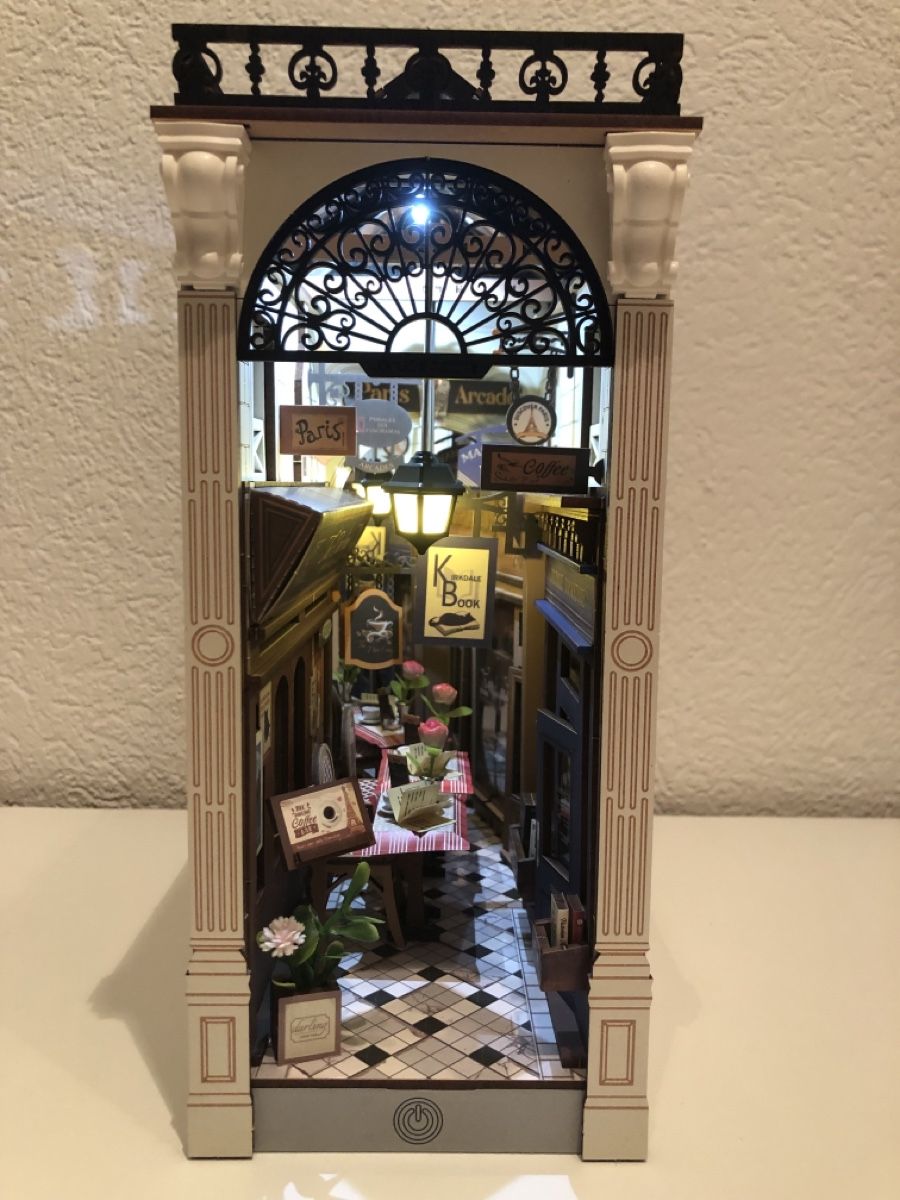 Tutte le decorazioni: Rolife Arcade Dating - Book Nook – Usato da Zollikofen venduto da DelNero