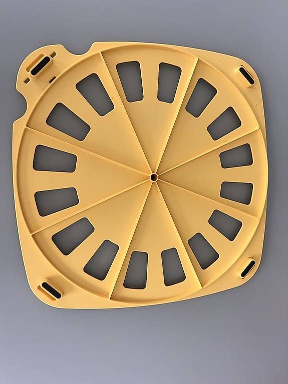 Behälter & Ähnliches: Tupperware Croissant-Party – Gebraucht aus Lyss von sab_d2dv 1