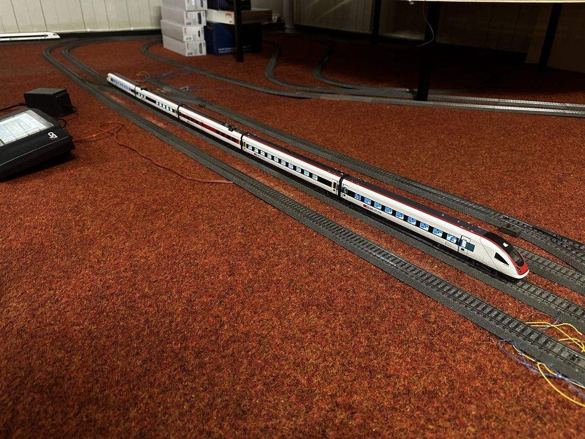 Roco Modelleisenbahnen: Roco 69150 ICN, Graf Zeppelin, 5 Teilig – Gebraucht aus Wollerau von saymon_eggler 1