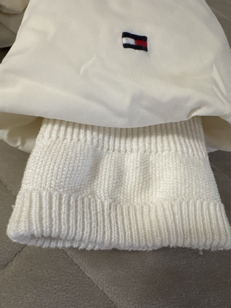 Tommy Hilfiger Giacche: Tommy Hilfiger Downjacke Damen XS – Usato da Zürich venduto da Sellfmadeexstock 2