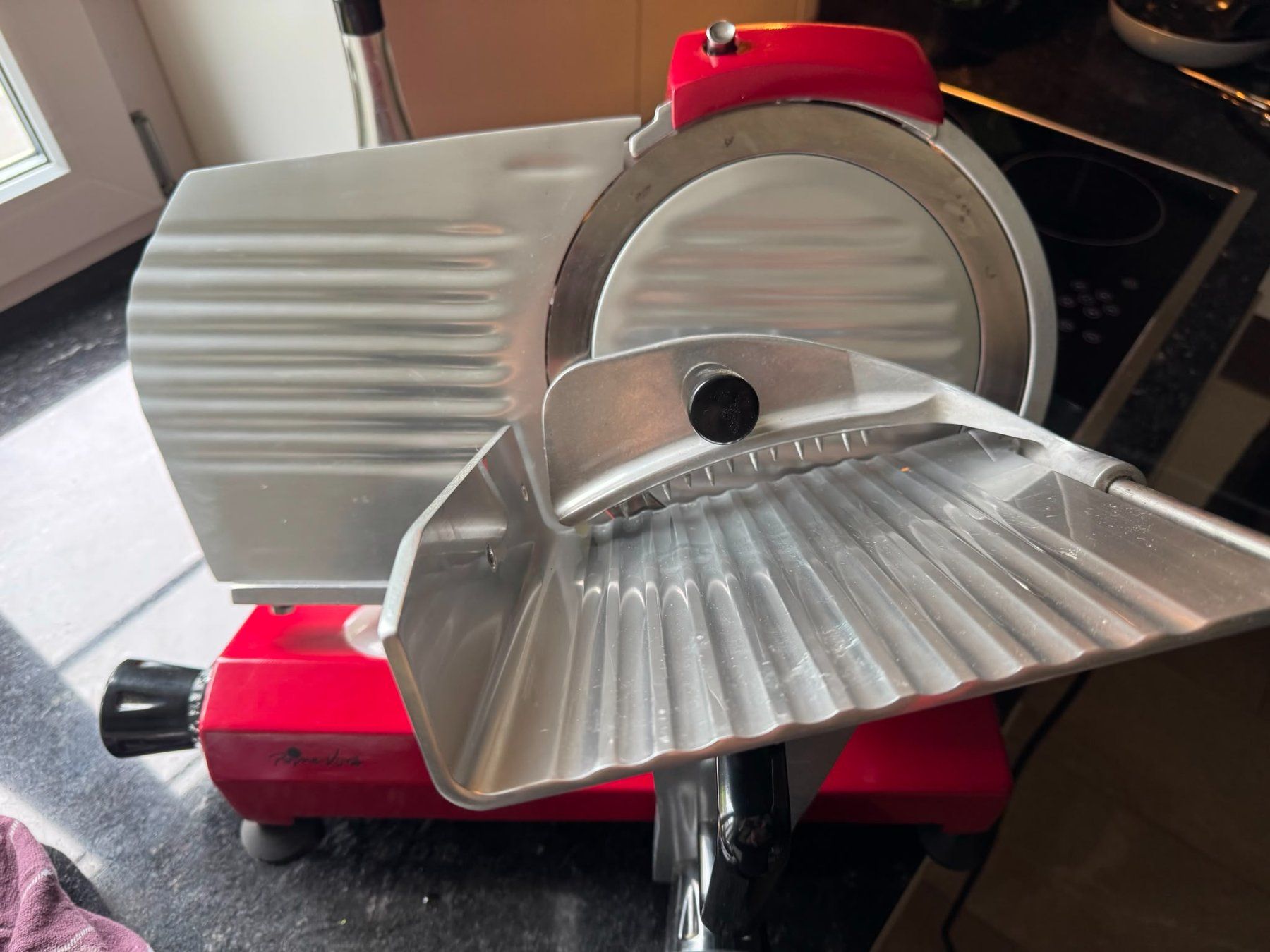 Elettrodomestici da cucina: Prima Vista Fleischschneider 120W Rot – Usato da Stäfa venduto da TechPat 3