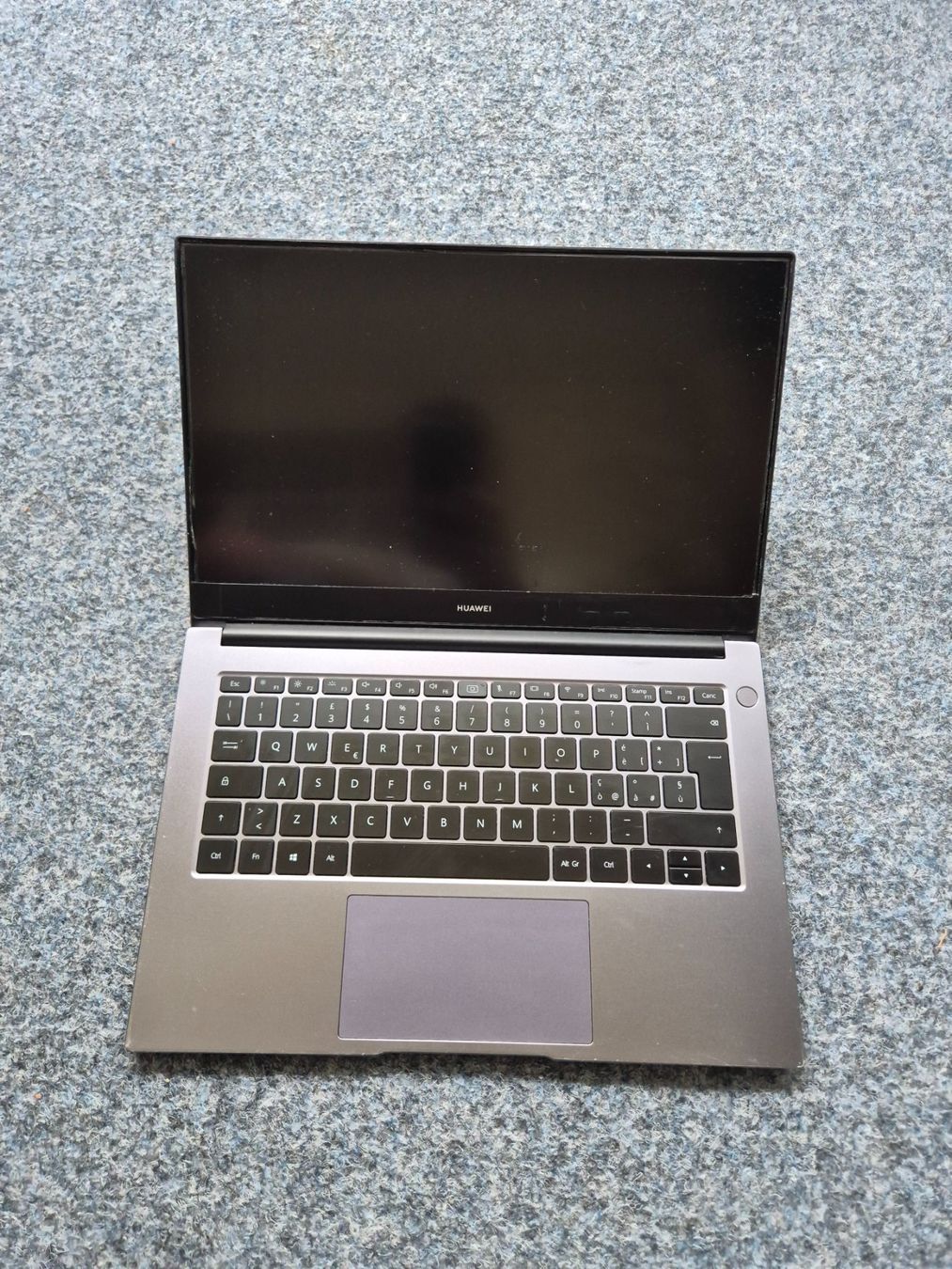 Huawei Notebook: Huawei MateBook  Laptop – Difettoso da Domat Ems venduto da tchnesa
