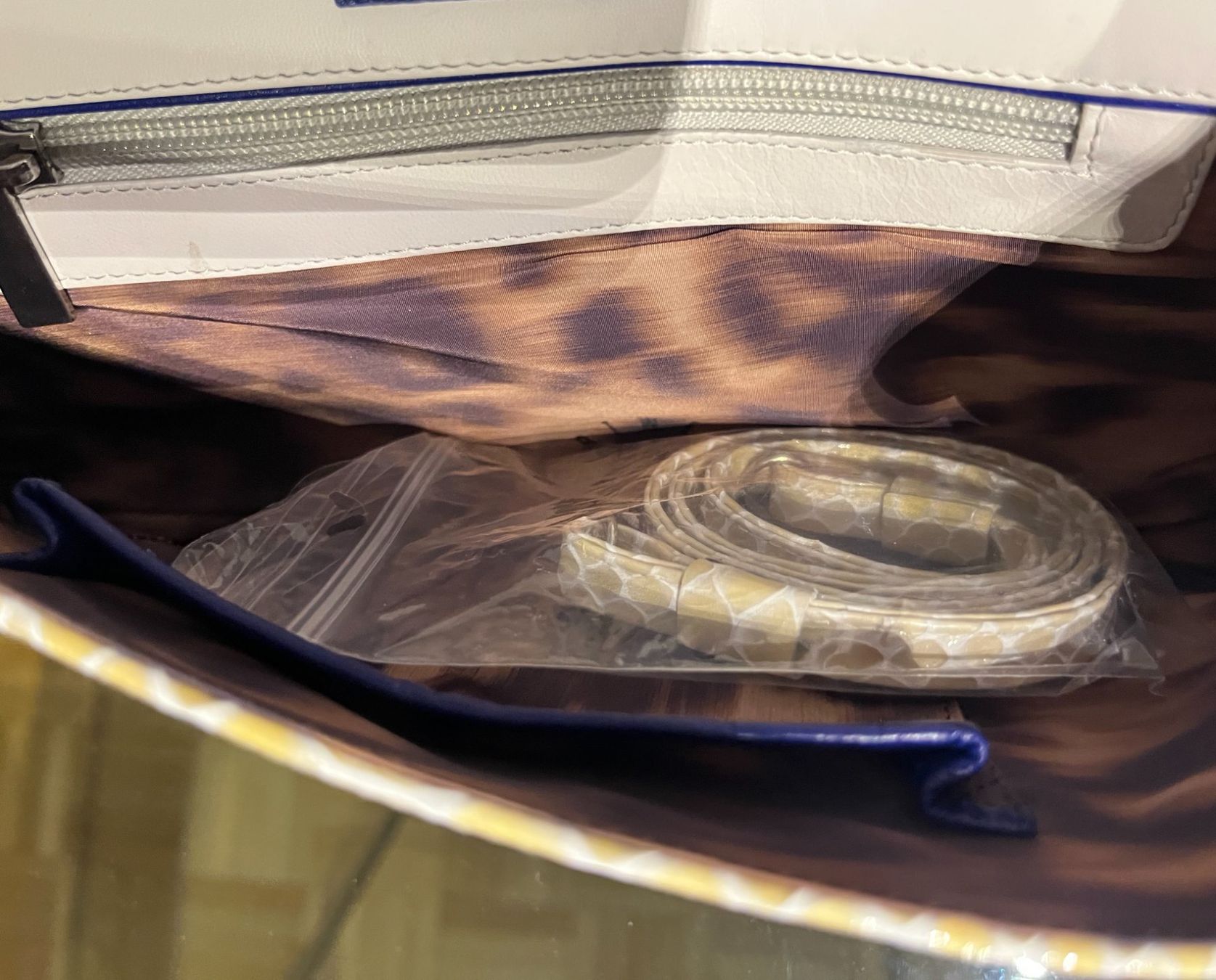 Stuart Weitzman Borse da donna: Stuart Weitzman: Clutch oder Umhängehandtasche aus Leder – Nuovo (secondo la descrizione) da Luzern venduto da Lampion 7