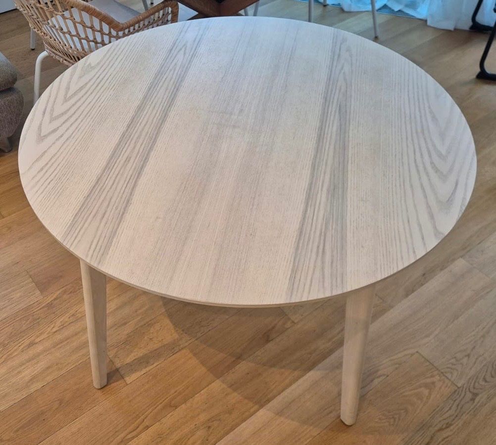 Ikea Tables: Tisch Lisabo – D'occasion à Zürich par T_H_O_M_A_S 7