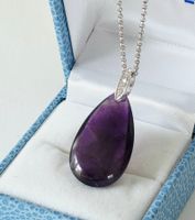Tropfenanhänger aus Natur-Amethyst mit Silberkette 925