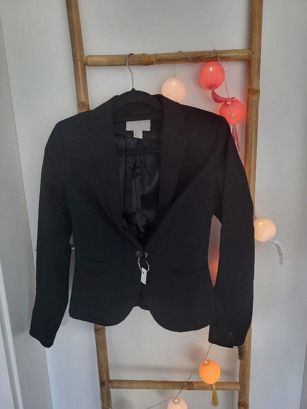 H&M Jacken: Blazer – Gebraucht aus Ecuvillens von loloall