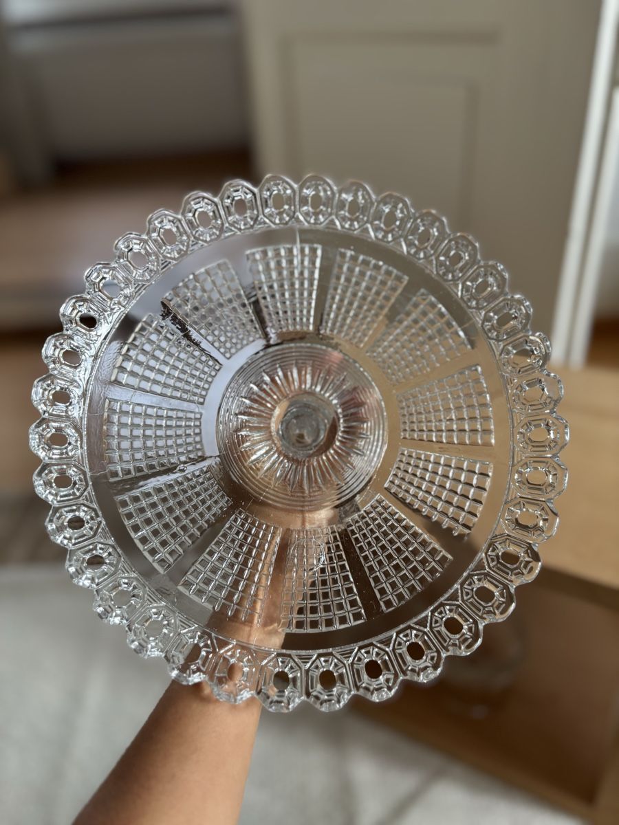 Sonstiges Geschirr & Gläser: Kuchenständer aus Glas – Gebraucht aus Bern von wisemagpie 4