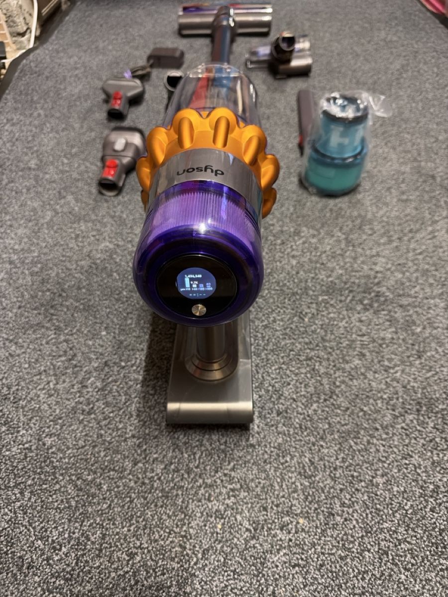 Dyson Aspirapolveri & Accessori: Dyson v15 Detect Absolute  – Usato da Landquart venduto da Nnf007 1