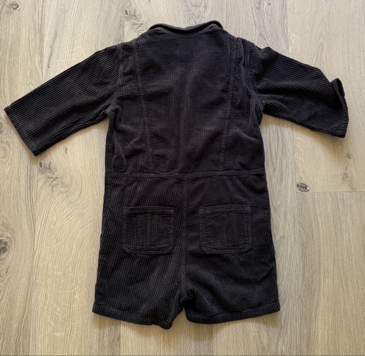 Tute: Combi-short velours côtelé Modetrotter T36 chocol – Nuovo (secondo la descrizione) da Trelex venduto da AnnabelleLelie 1