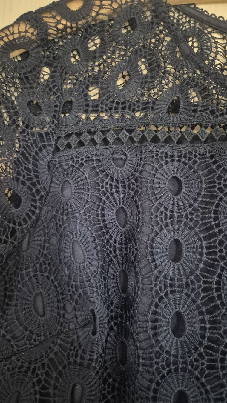 Vestiti: Warehouse Spitzenkleid, Gr. 38, Dunkelblau – Usato da Winterthur venduto da vss_h665 2