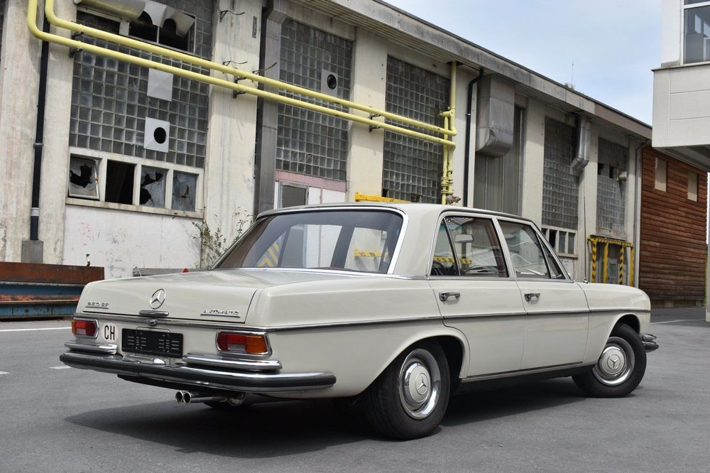 Veteranenfahrzeug Mercedes 250 SE 1966