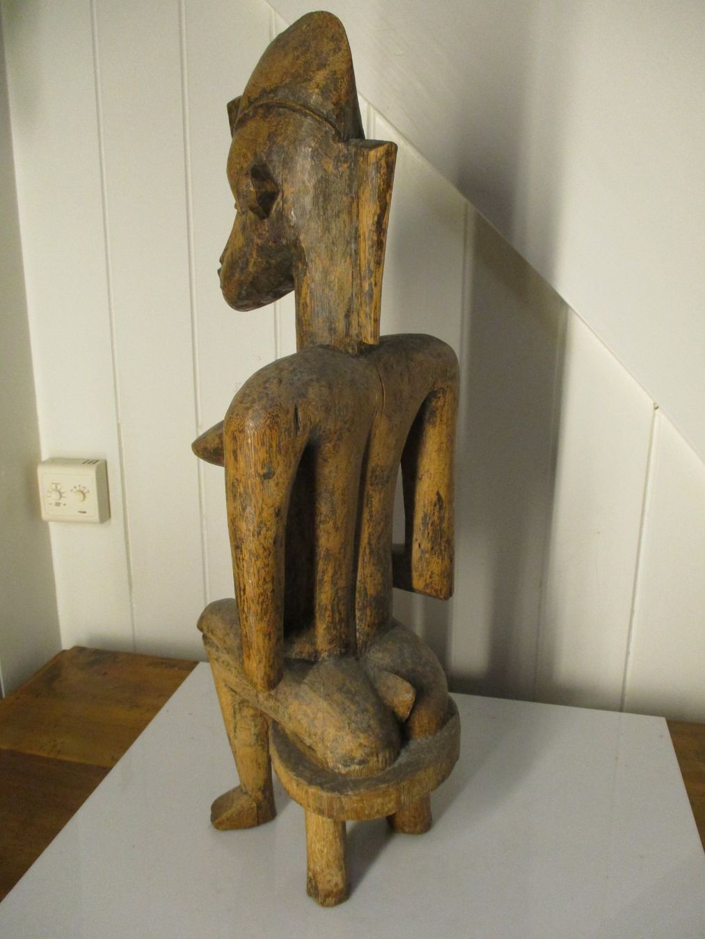 Sculture & Statue: Mutterfigur auf Hocker sitzend Skulptur tribal art premier – Usato da Windisch venduto da Autogrammo 3