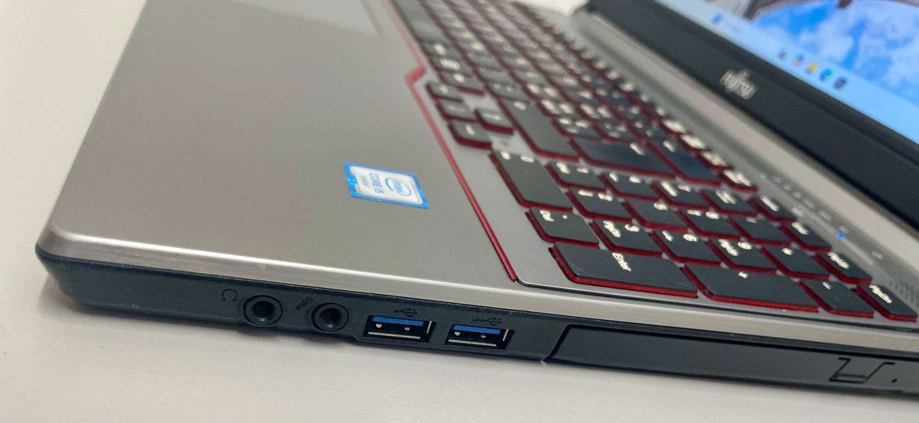 Fujitsu PC: Fujitsu E756 i5/16GB/256GB/Win11pro – Usato da Niederdorf venduto da LeptonAG 3