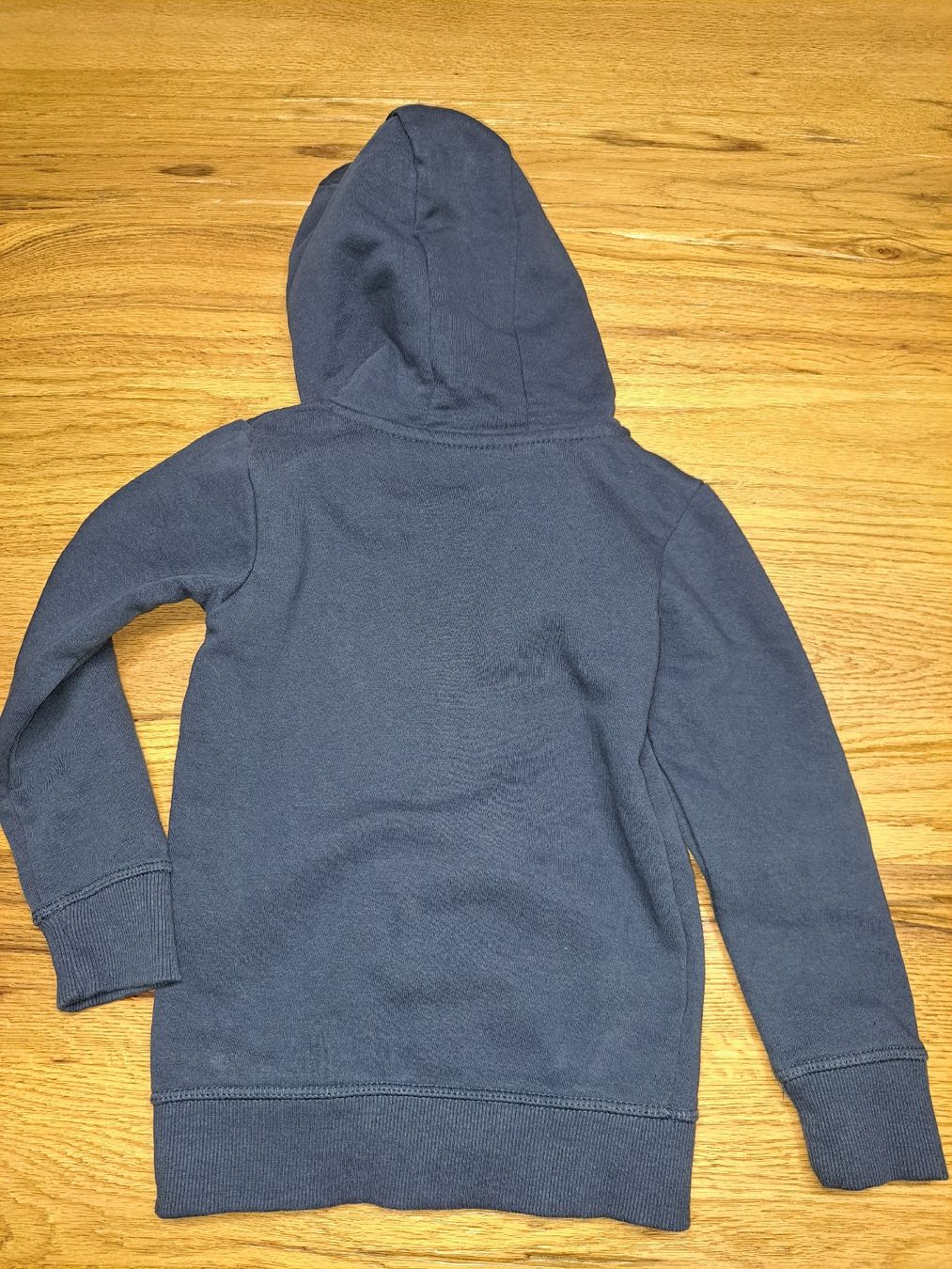 Maglioni & Felpe: Jungen Kapuzenpullover Gr. 116 dunkel blau – Usato da Muri AG venduto da ClaudiaK91 3
