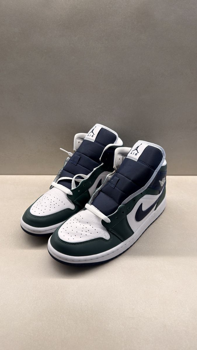 Jordan Scarpe da uomo: Air Jordan 1 Mid SE - Nuove – Nuovo e nell'imballaggio originale da Lumino venduto da Kussed