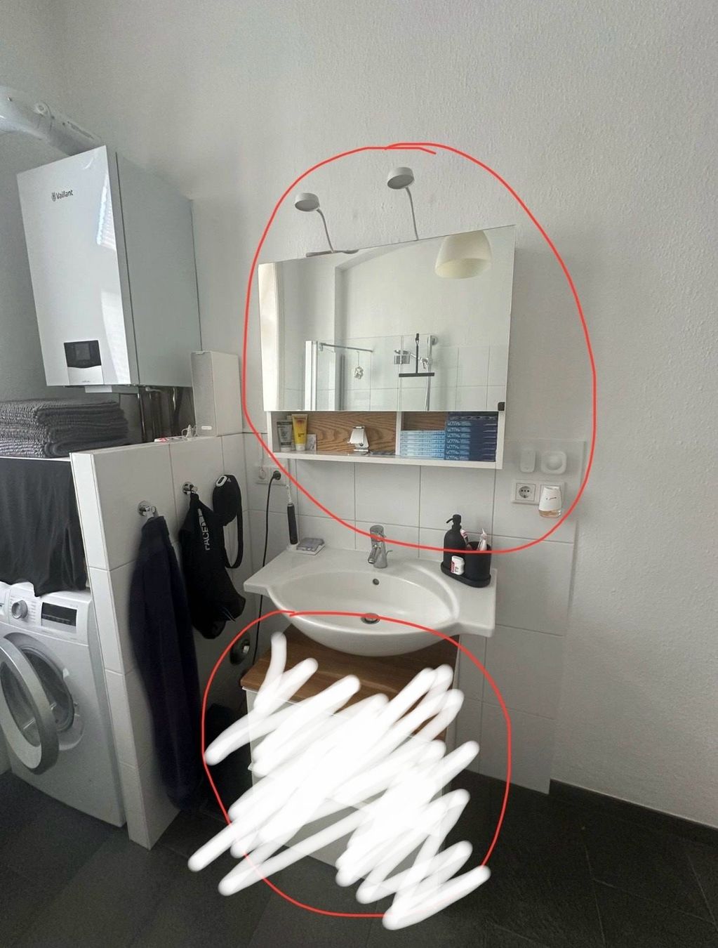 Spiegelschränke: Badezimmerspiegelschrank | aufklappbar mit Spiegelfront – Gebraucht aus Dietikon von DanielFontana