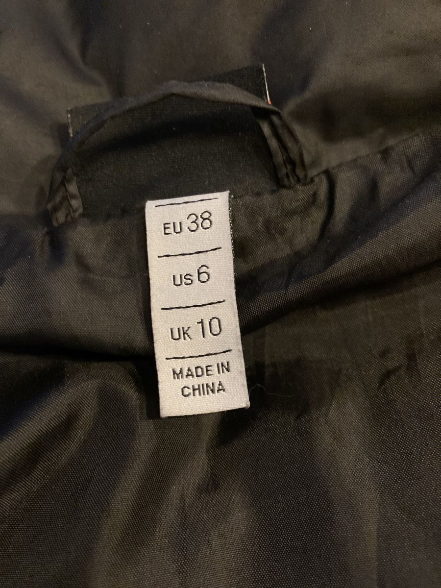 Ellesse Giacche: Ellesse Winterjacke Gr.38 wie neu – Usato da Thun venduto da tulpentau 3