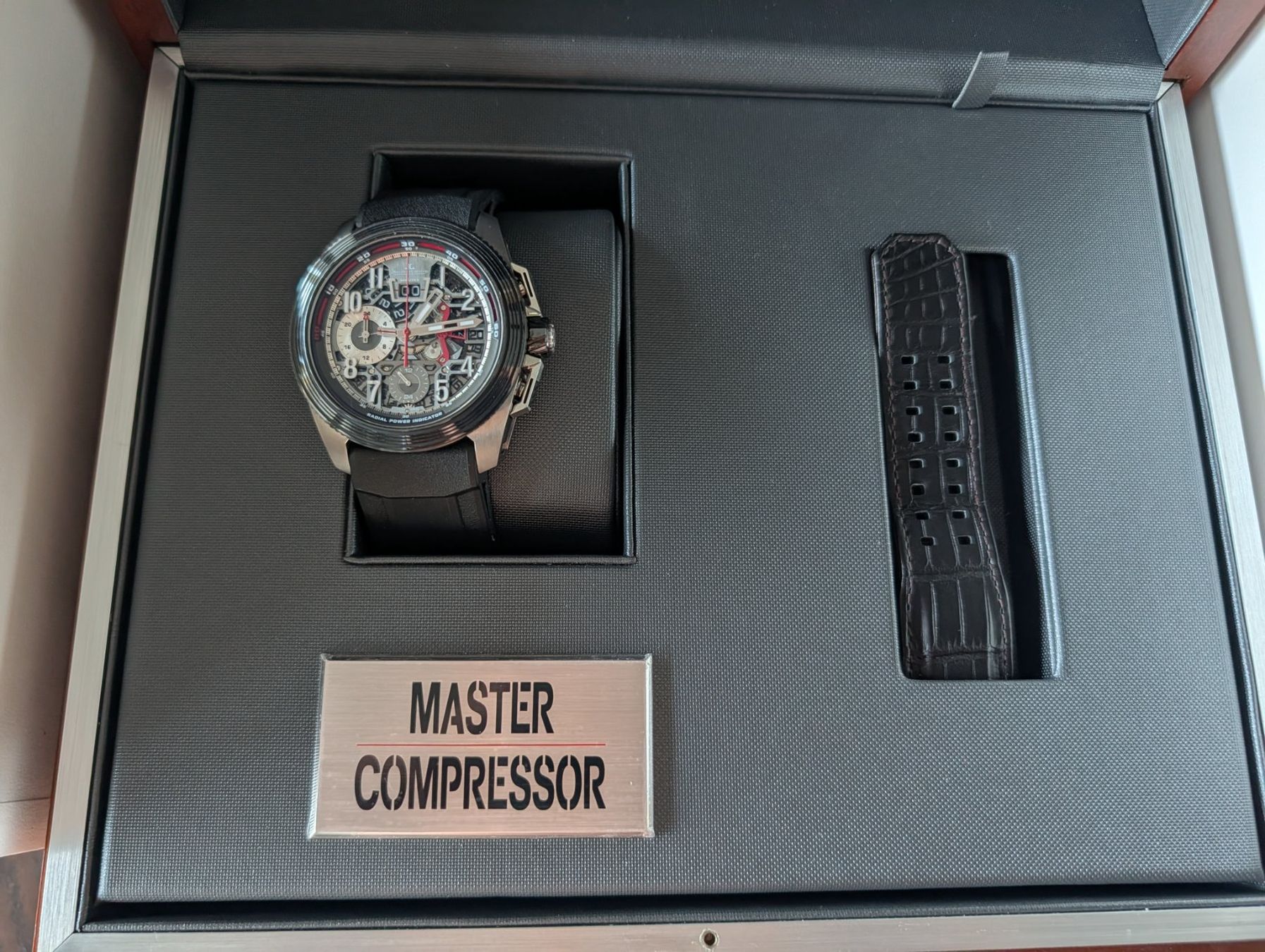 Jaeger-Lecoultre Orologi: Jaeger-LeCoultre Master Compressor ExtremeLAB2 - top Zustand – Nuovo (secondo la descrizione) da Walchwil venduto da whezg