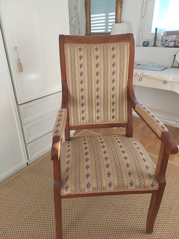 Fauteuils: Antiker Sessel – D'occasion à Erstfeld par hwf_np2m 1