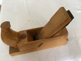 Traditioneller Holzhobel aus Holz gebraucht guter Zustand