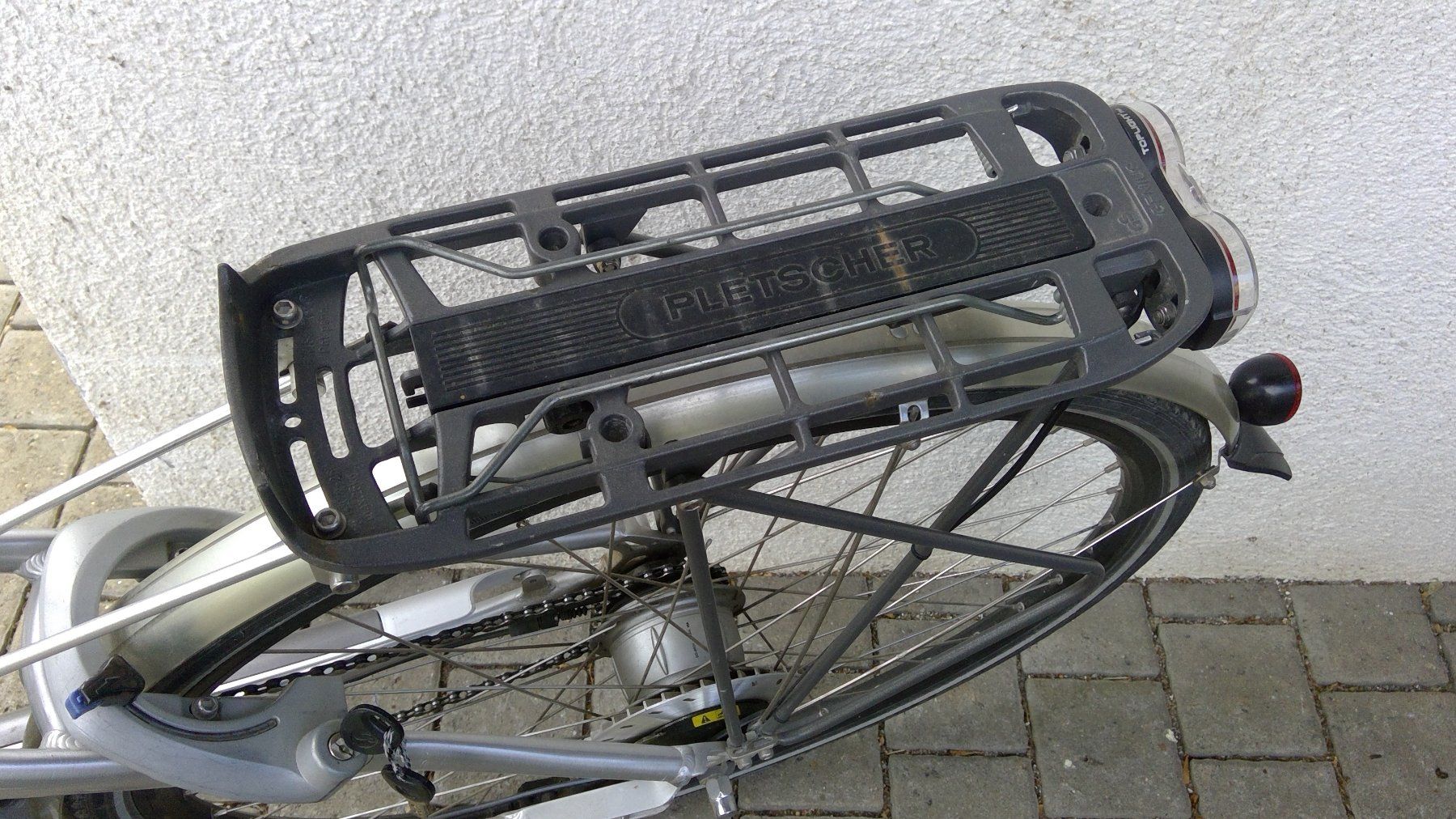 Ersatzteile: Velo Warenkorb PLETSCHER 3 PUNKT - gebraucht – Gebraucht aus Richterswil von Baggenstoss 1