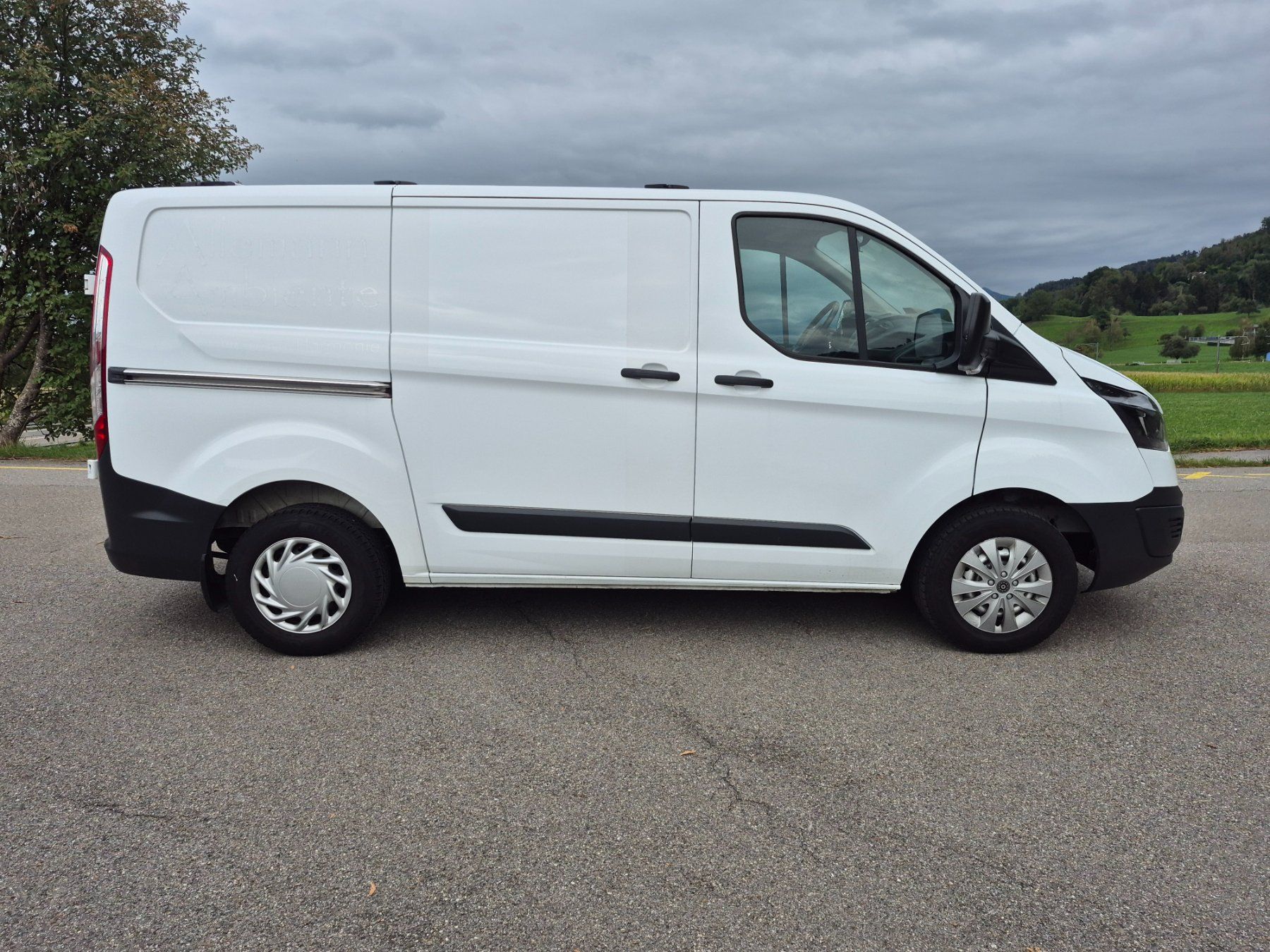 Ford Veicoli commerciali: Ford Transit Custom 2.2 – Usato da St. Margrethen venduto da Autozentrum1 3