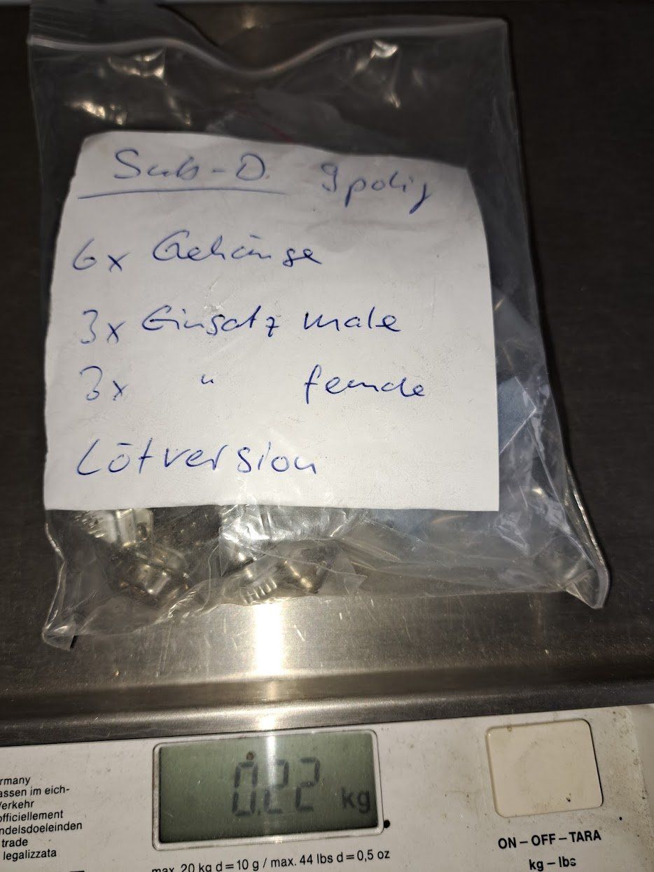 Spine: Sub -D Stecker 9 pol – Nuovo (secondo la descrizione) da Sargans venduto da Bomp 4